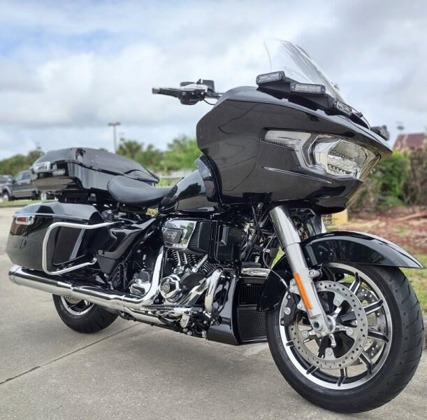 Harley-Davidson® Police Road Glide 2026