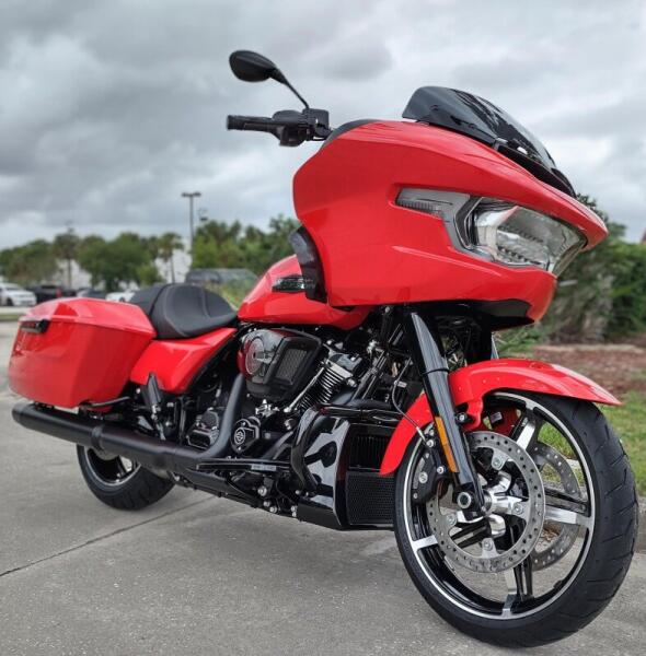 Harley-Davidson® Road Glide™ 2026