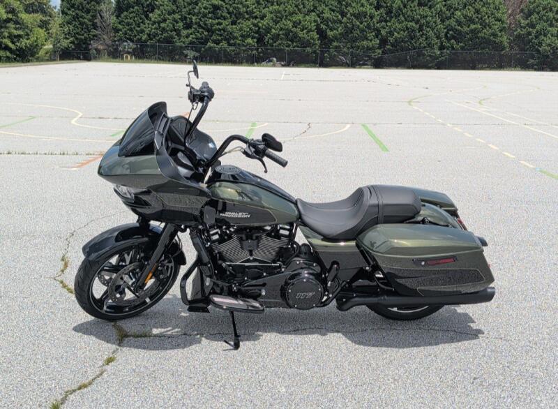 Harley-Davidson® Road Glide™ 2026