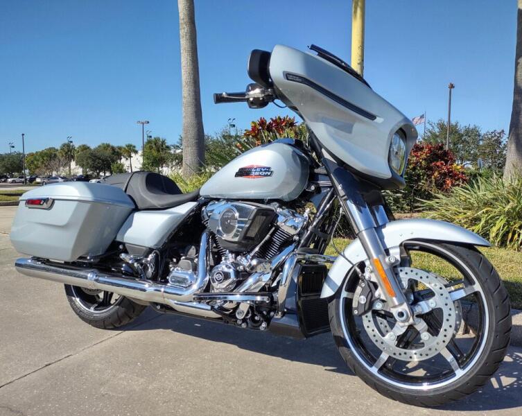 Harley-Davidson® Street Glide® 2025