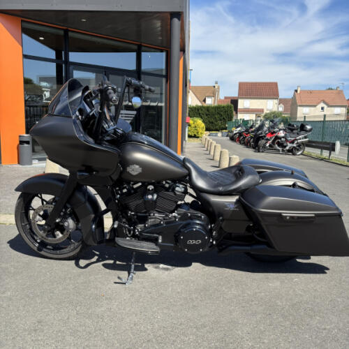 FLTRXS 2022 Road Glide® Special thumb 1