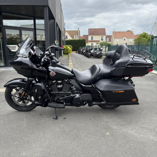 FLTRK 2020 Road Glide® Limited thumb 1