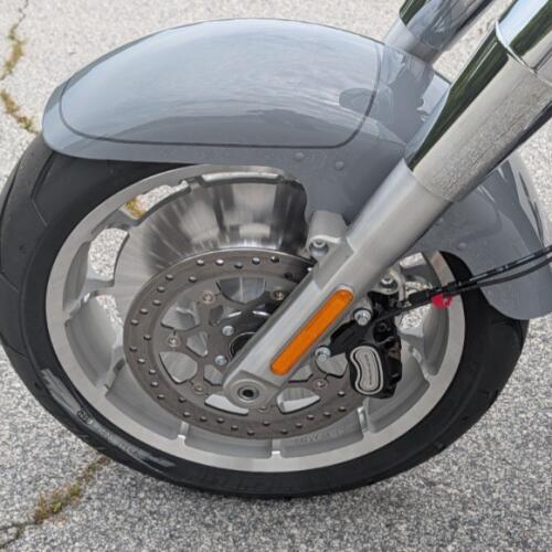 Harley-Davidson® Fat Boy® 2026 thumb 2