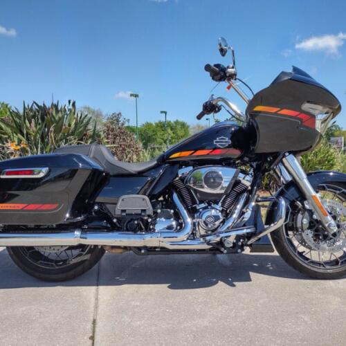 Harley-Davidson® Road Glide™ 2024 thumb 3