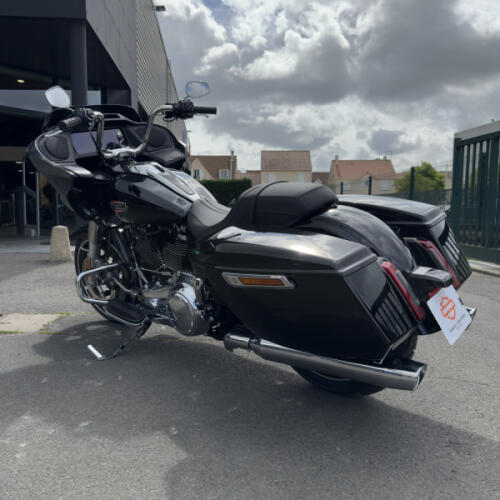 FLTRX 2025 Road Glide™ thumb 0
