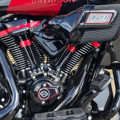 Harley-Davidson® CVO™ Road Glide™ ST 2025 thumb 2