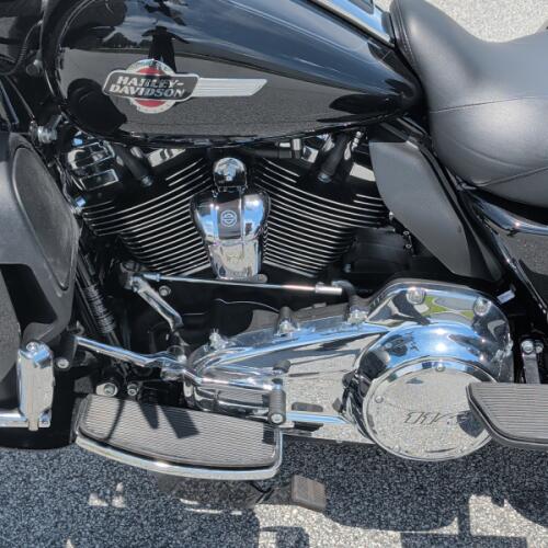 Harley-Davidson® Tri Glide® Ultra 2024 thumb 2