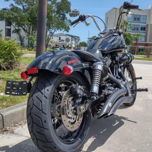 Harley-Davidson® Street Bob® 2017 thumb 1