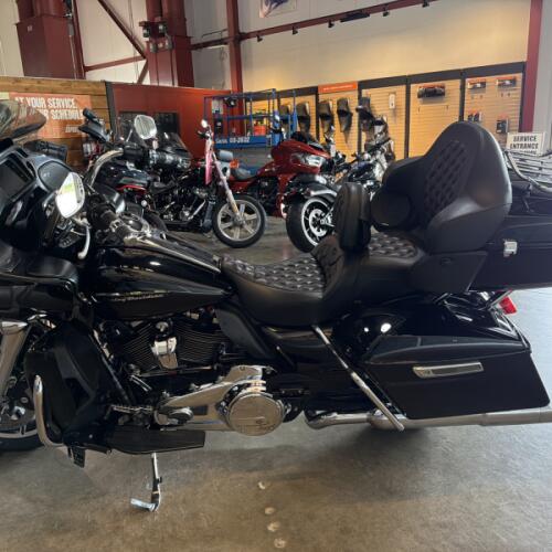 Harley-Davidson® Road Glide® Ultra 2018 thumb 2