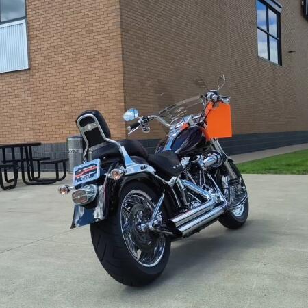 2008 Harley-Davidson® Fat Boy® Candy Red Sunglo thumb 3