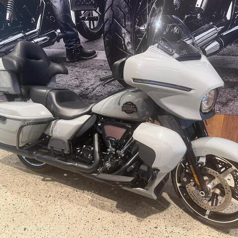 Harley-Davidson MY25 Harley-Davidson Street Glide Ultra 117 w/ABS Cr 2025  thumb 3