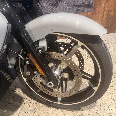 Harley-Davidson MY25 Harley-Davidson Street Glide Ultra 117 w/ABS Cr 2025  thumb 1
