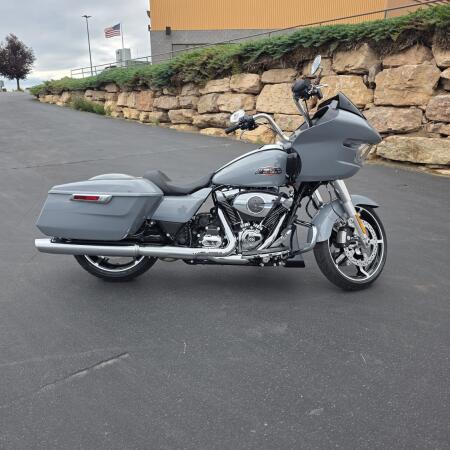 Harley-Davidson® Road Glide® 2026 thumb 3