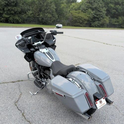 Harley-Davidson® Road Glide™ 2026 thumb 1