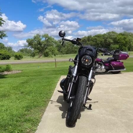 2022 Harley-Davidson® Nightster™ Vivid Black thumb 2