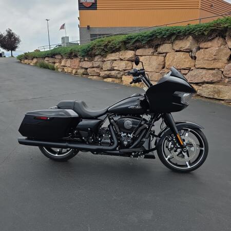Harley-Davidson® Road Glide™ 2026 thumb 3