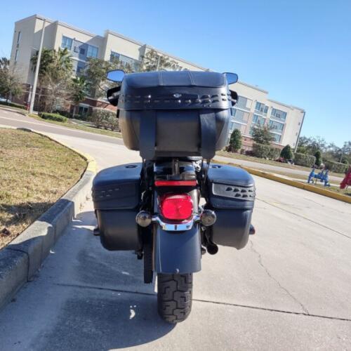 Harley-Davidson® Heritage Classic 114 2019 thumb 0