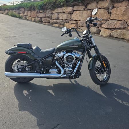 Harley-Davidson® Street Bob® 2026 thumb 3