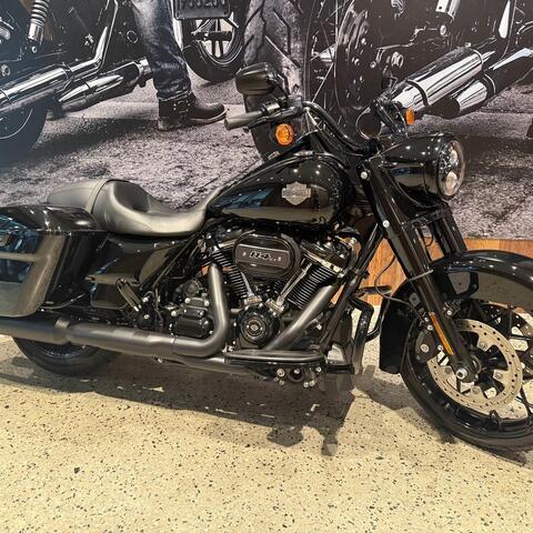 2023 Harley-Davidson® Road King® Special thumb 0