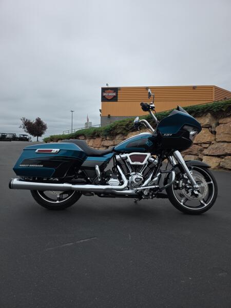 Harley-Davidson® Road Glide™ 2026