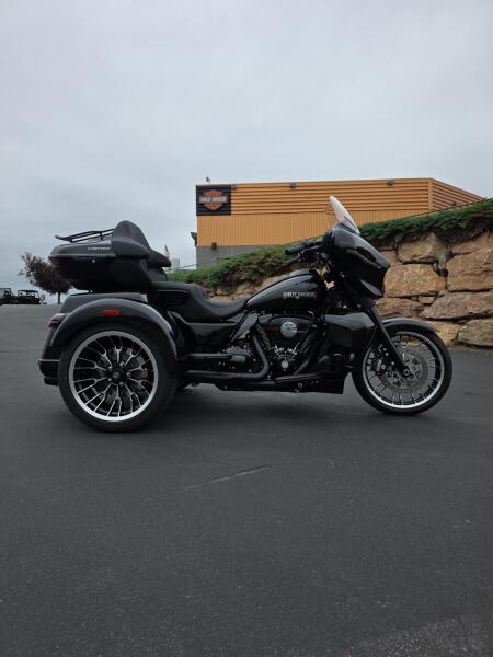 Harley-Davidson® Street Glide 3 Limited 2026