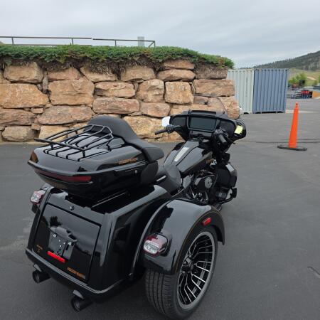 Harley-Davidson® Street Glide 3 Limited 2026 thumb 1