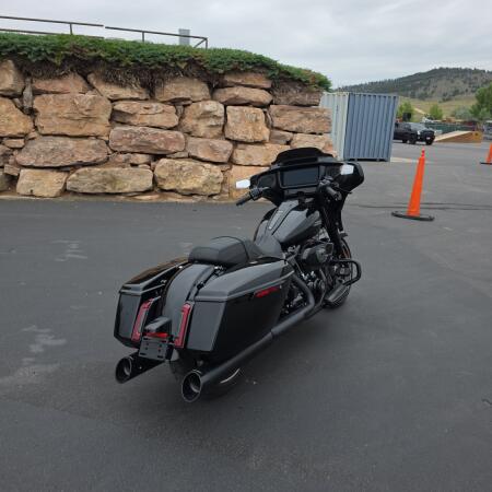 Harley-Davidson® Street Glide® 2024 thumb 1