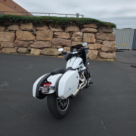 Harley-Davidson® Low Rider™ ST 2026 thumb 1
