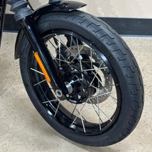 Harley-Davidson® Street Bob® 2026 thumb 2
