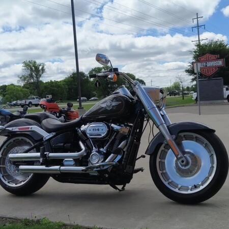 2018 Harley-Davidson® Fat Boy® 114 Industrial Gray thumb 1