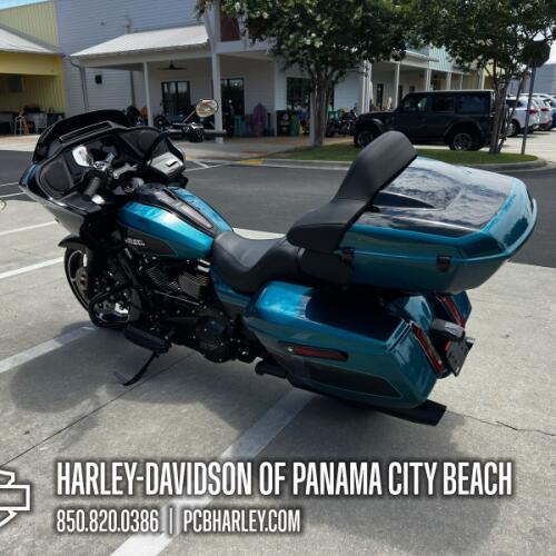 2026 Harley-Davidson® Road Glide® thumb 0