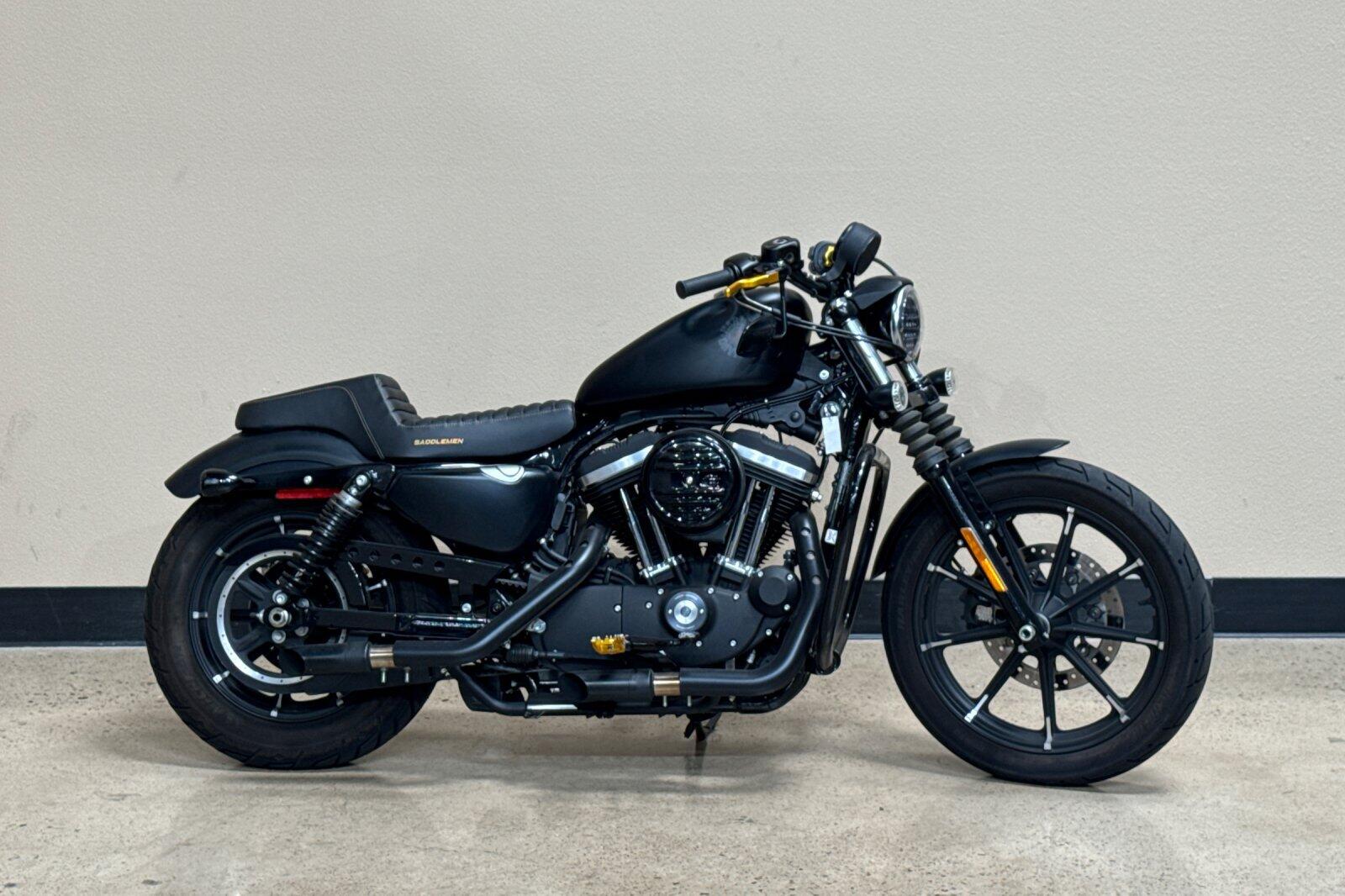 Harley-Davidson® Iron 883™ 2022