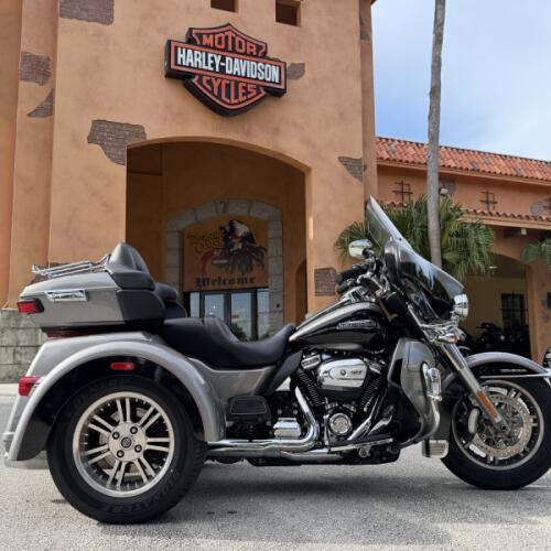 Harley-Davidson® Tri Glide® Ultra 2017 thumb 3