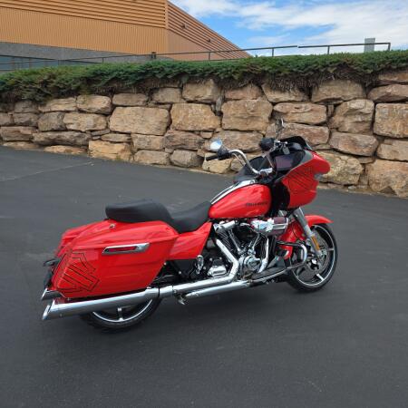 Harley-Davidson® Road Glide™ 2026 thumb 2