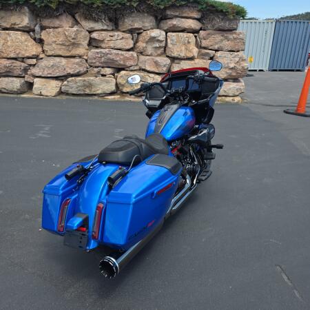 Harley-Davidson® CVO Road Glide ST 2026 thumb 1
