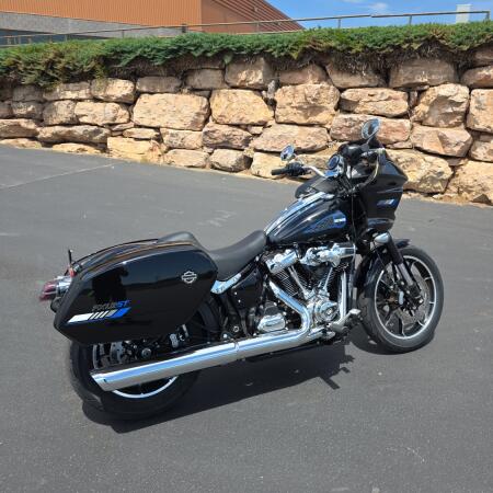 Harley-Davidson® Low Rider® ST 2026 thumb 2