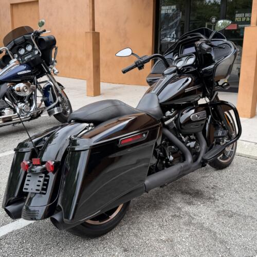 Road Glide® Special thumb 3