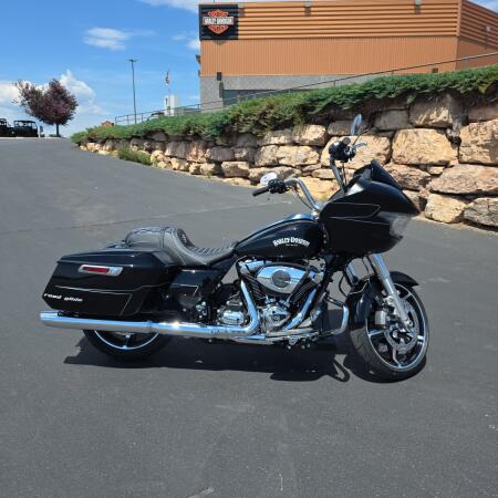 Harley-Davidson® Road Glide™ 2026 thumb 3