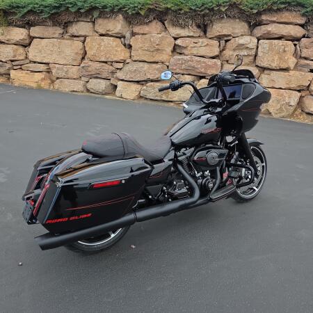 Harley-Davidson® Road Glide™ 2026 thumb 2