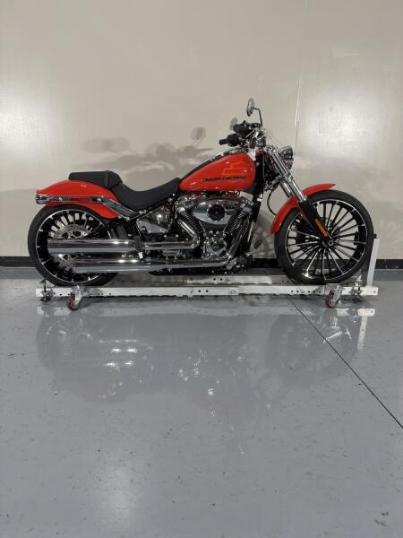 Harley-Davidson® Breakout™ 2026