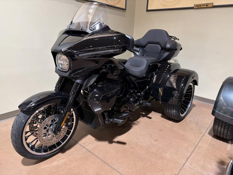 Harley-Davidson® Street Glide 3 Limited 2026