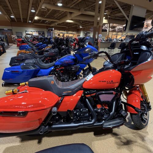 Harley-Davidson® Road Glide™ 2026 thumb 0