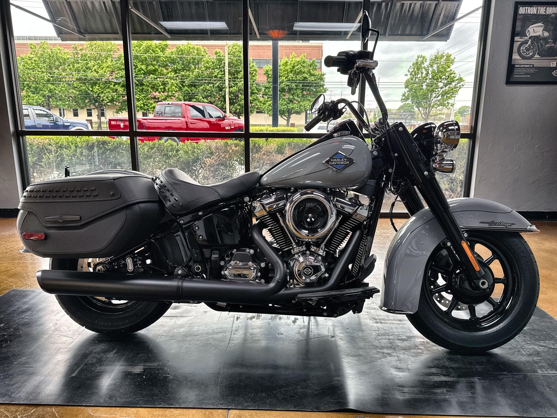 2026 Harley-Davidson® Heritage Classic DRK BILIARD GRY