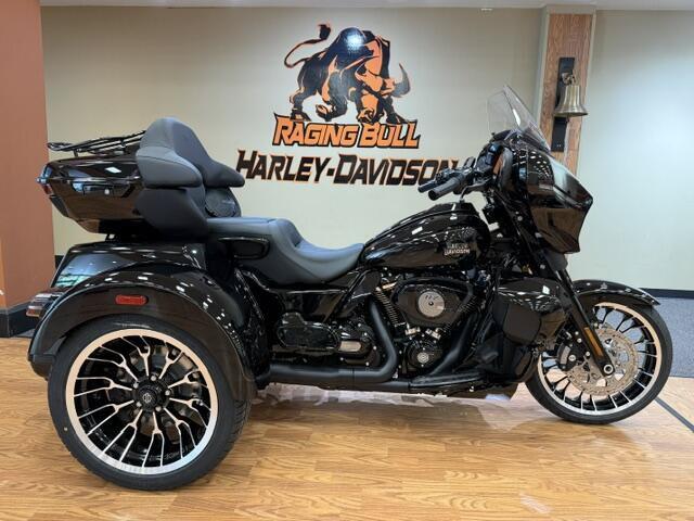Harley-Davidson® Street Glide 3 Limited 2026