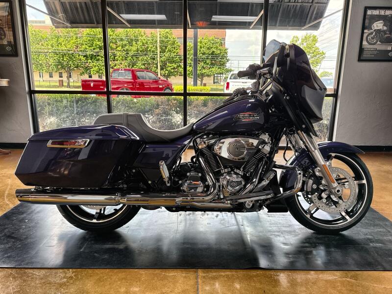 2026 Harley-Davidson® Street Glide® Purple Abyss Black Trim