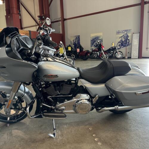 Harley-Davidson® Road Glide® 2026 thumb 2