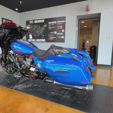 FLHXSTSE 2026 CVO Street Glide ST thumb 1