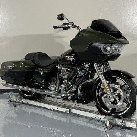 Harley-Davidson® Road Glide® 2026 thumb 3