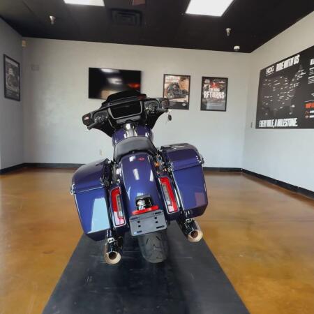2026 Harley-Davidson® Street Glide® Purple Abyss Black Trim thumb 2