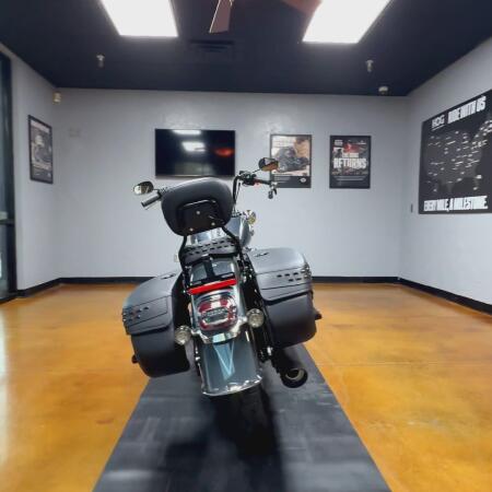 2025 Harley-Davidson® Heritage Classic Iron Horse Metallic Black Trim thumb 0